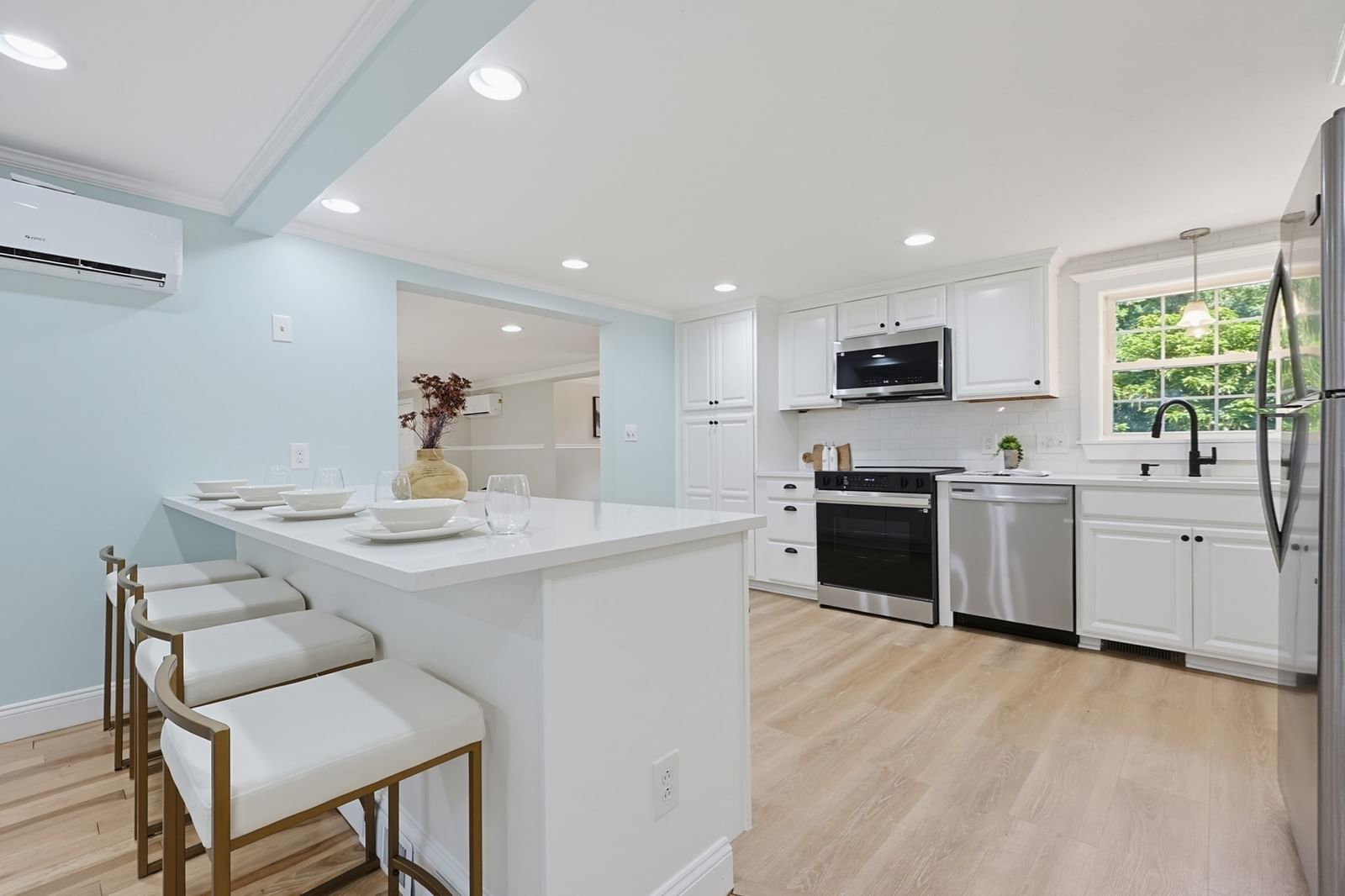 395 Oak St Franklin — Photo 13 of 42