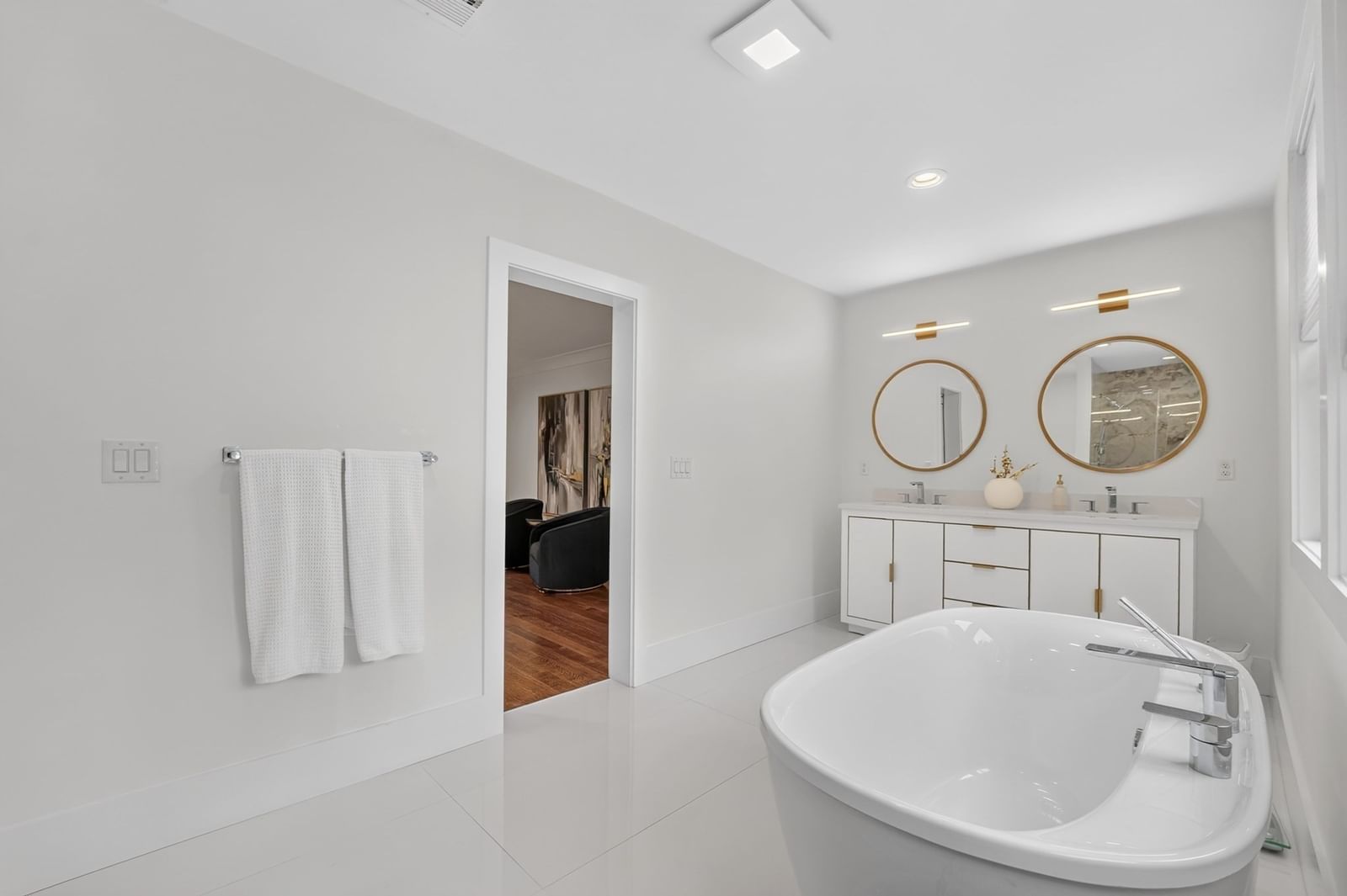 23 Evergreen Rd Natick — Photo 27 of 40