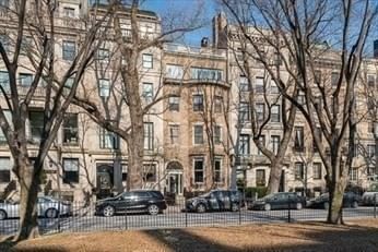 405 Commonwealth Ave #2B Boston — Photo 21 of 24