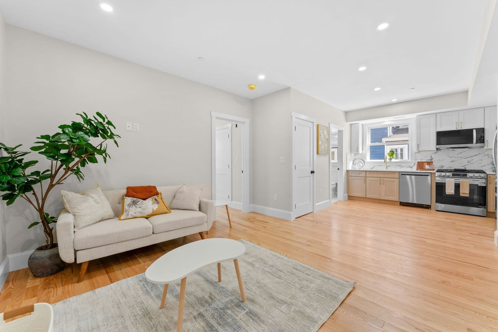 194 Washington Ave #2 Winthrop — Photo 2 of 21