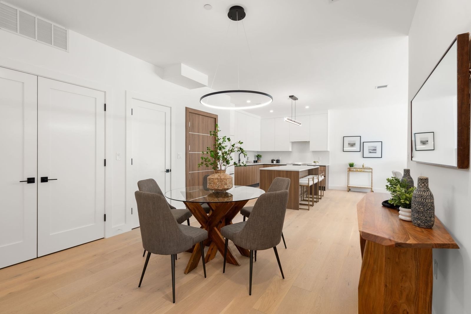 16 Stearns Rd #304 Wellesley — Photo 6 of 12