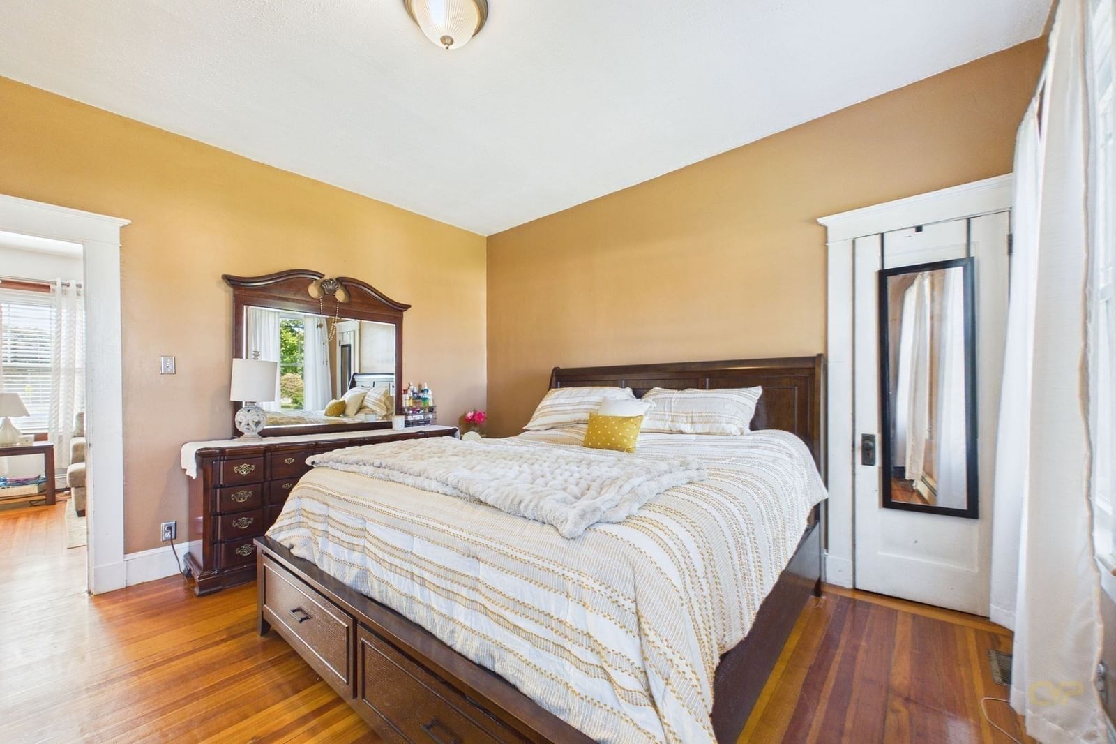 7 Coolidge St Dartmouth — Photo 10 of 22