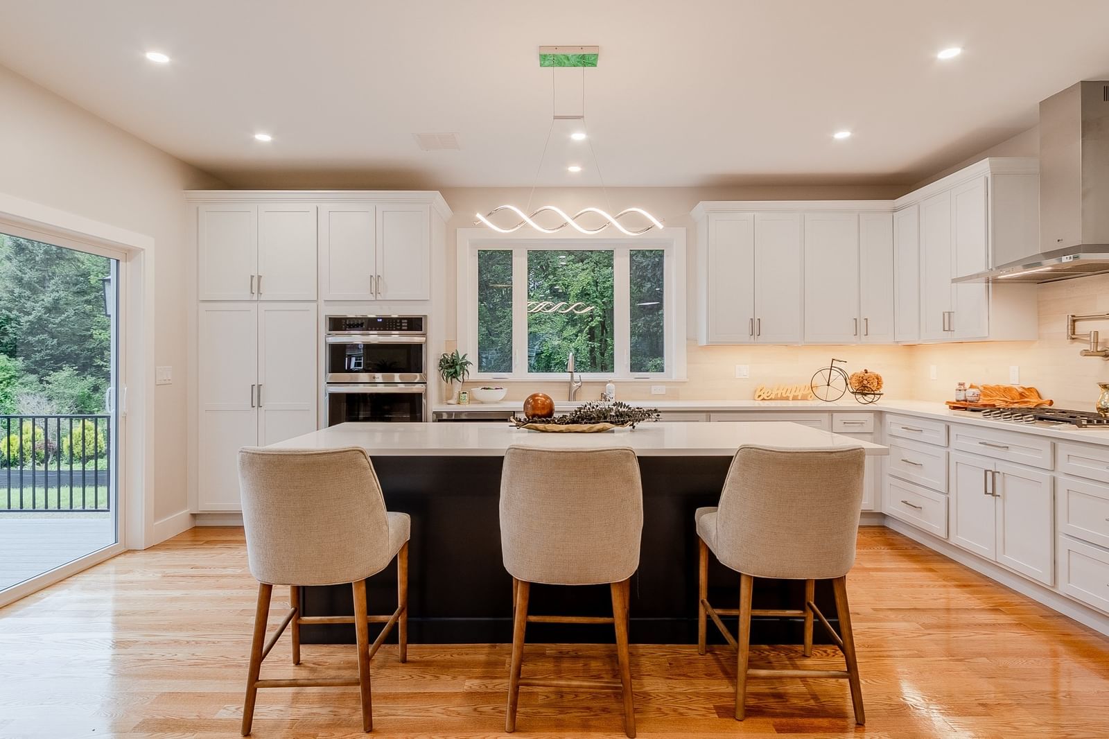 41 Morse Ave Wilmington — Photo 10 of 42