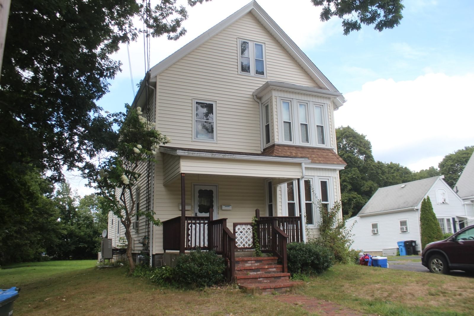 Property at 171 Warren Ave, Whitman, MA 02382