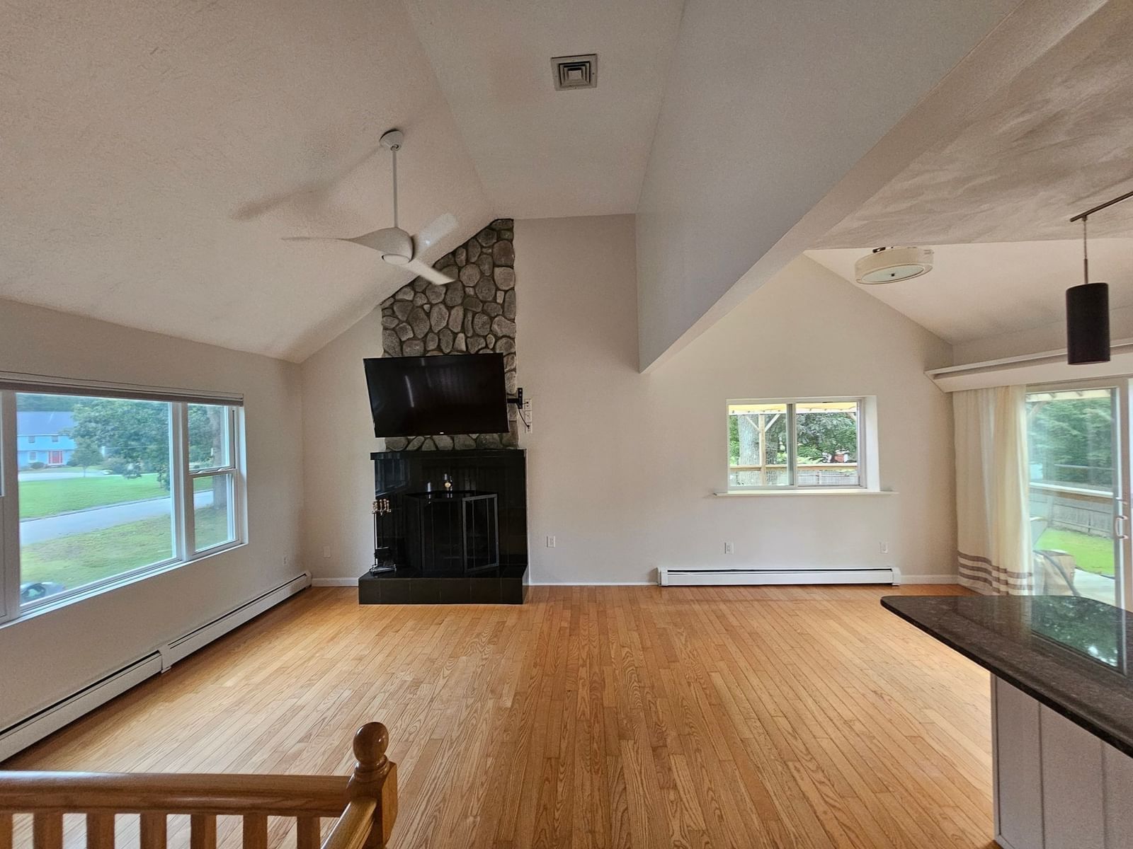 1 Stuart Street Wilmington — Photo 9 of 30