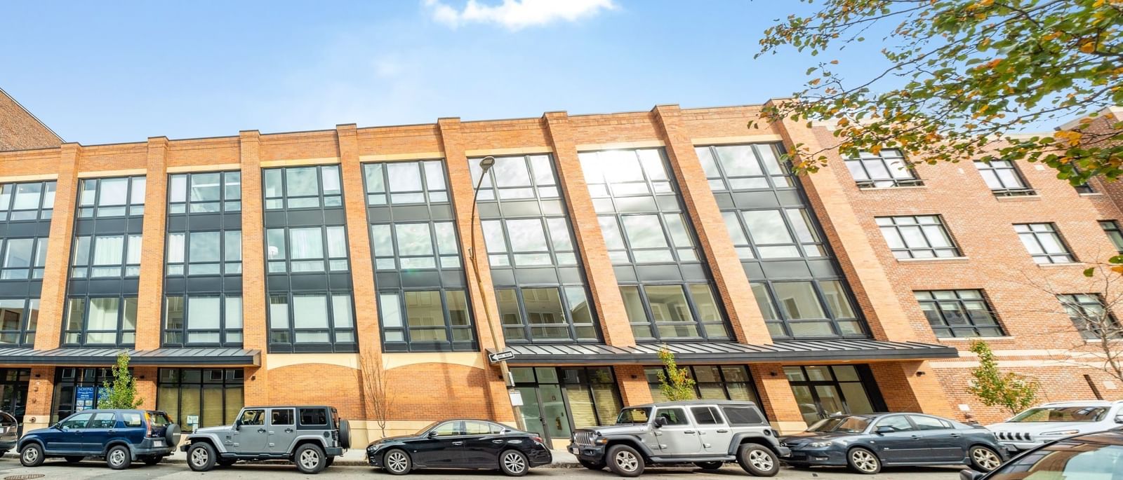340 W 2nd St #P21 Boston — Photo 16 of 23