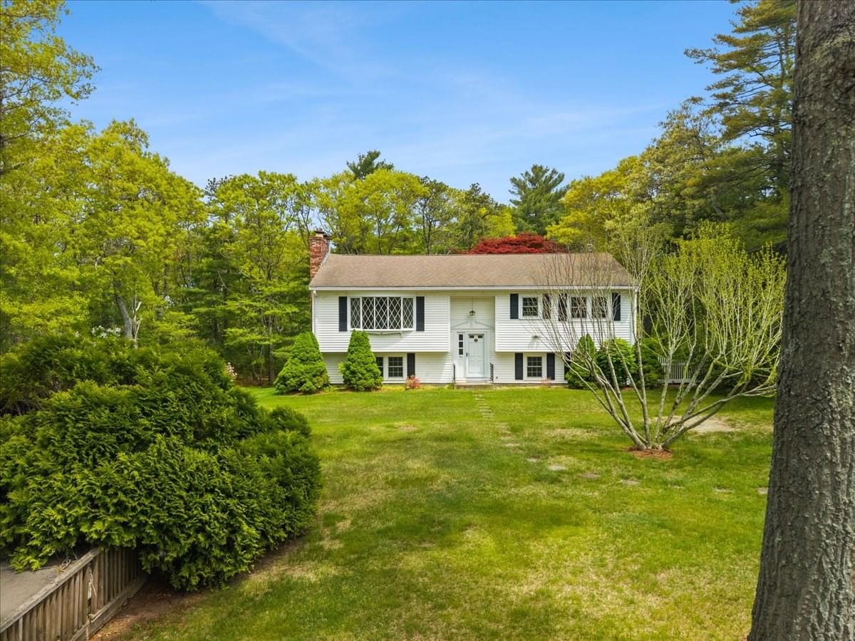 391 Scenic Hwy Bourne — Photo 4 of 42