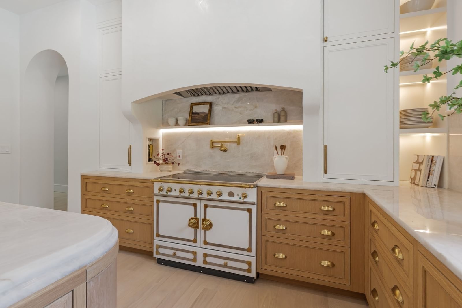 101 Alban Rd Newton — Photo 7 of 29