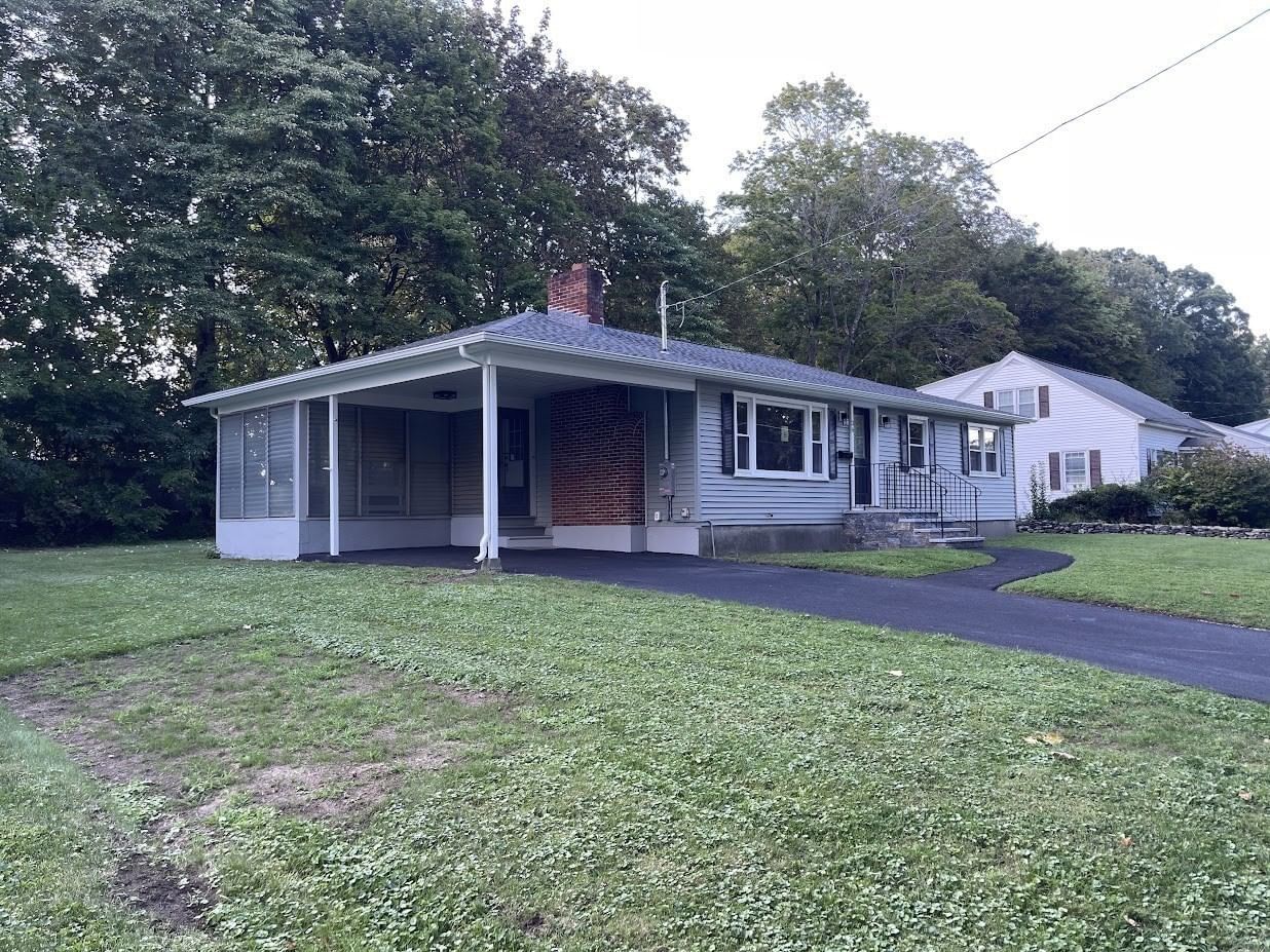 36 Stuart Ave Leominster — Photo 1 of 19