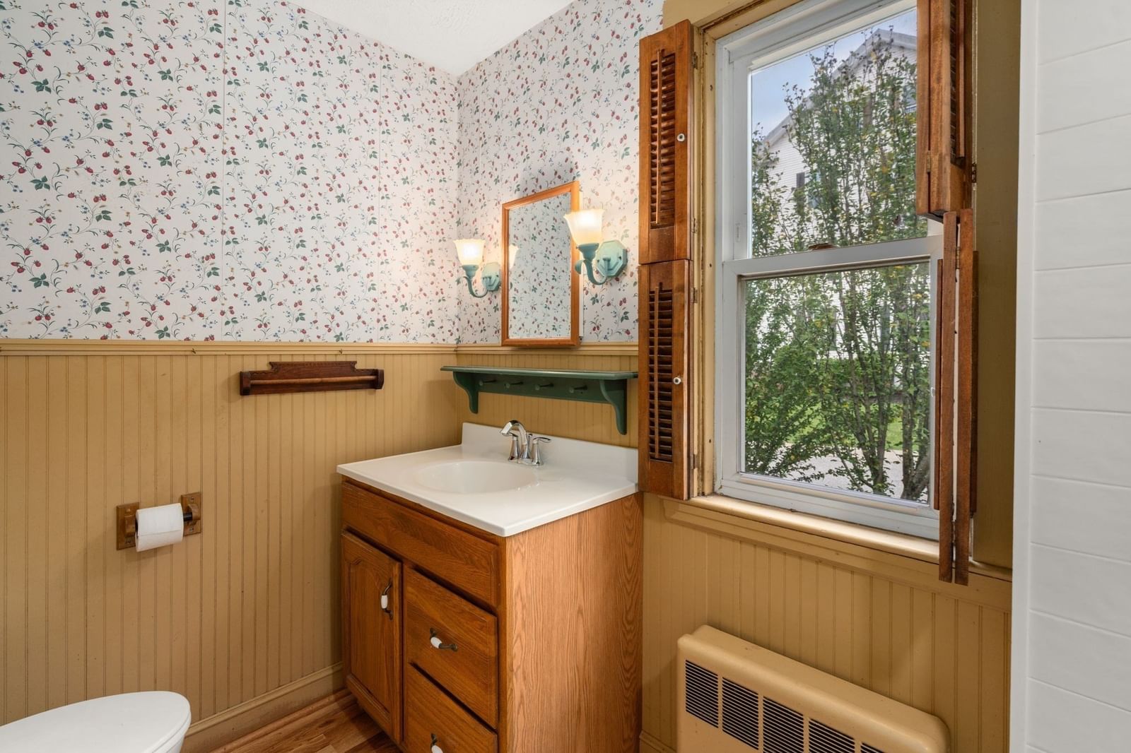 35 Dutcher St Hopedale — Photo 13 of 22
