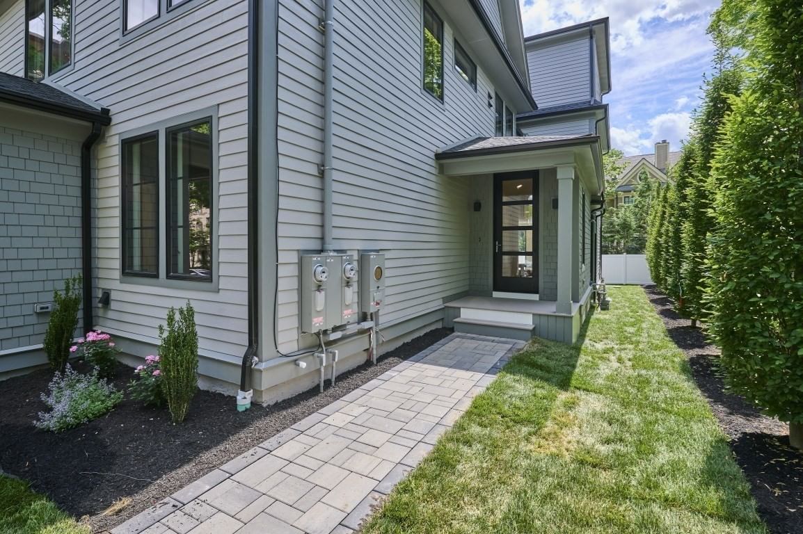 Property at 125 Fuller #125, Brookline, MA 02446