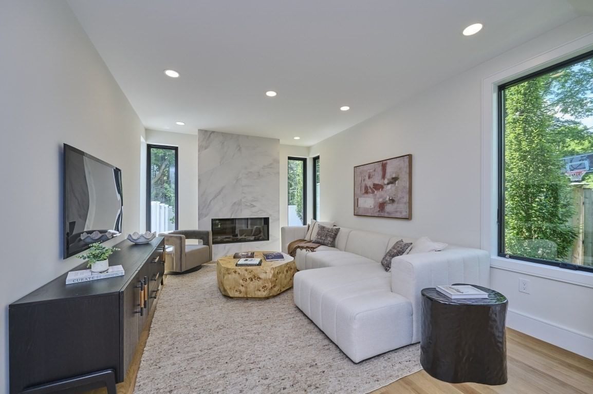 125 Fuller #125 Brookline — Photo 8 of 41