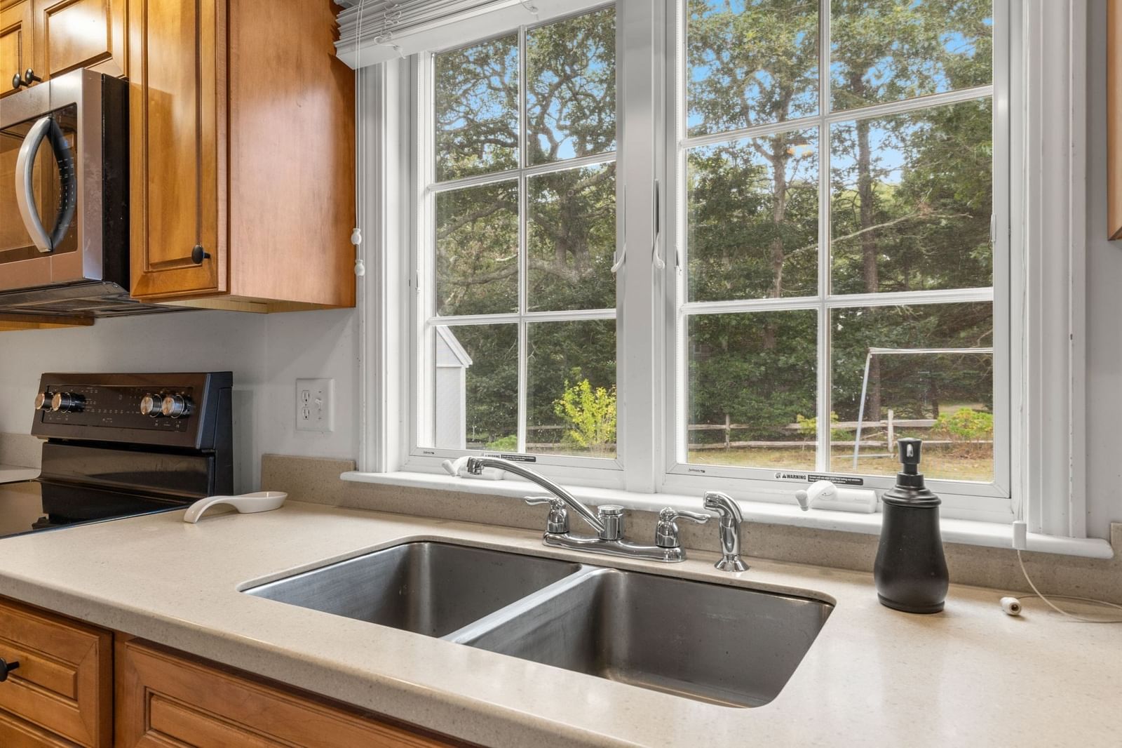 122 Forest Beach Rd Chatham — Photo 8 of 31