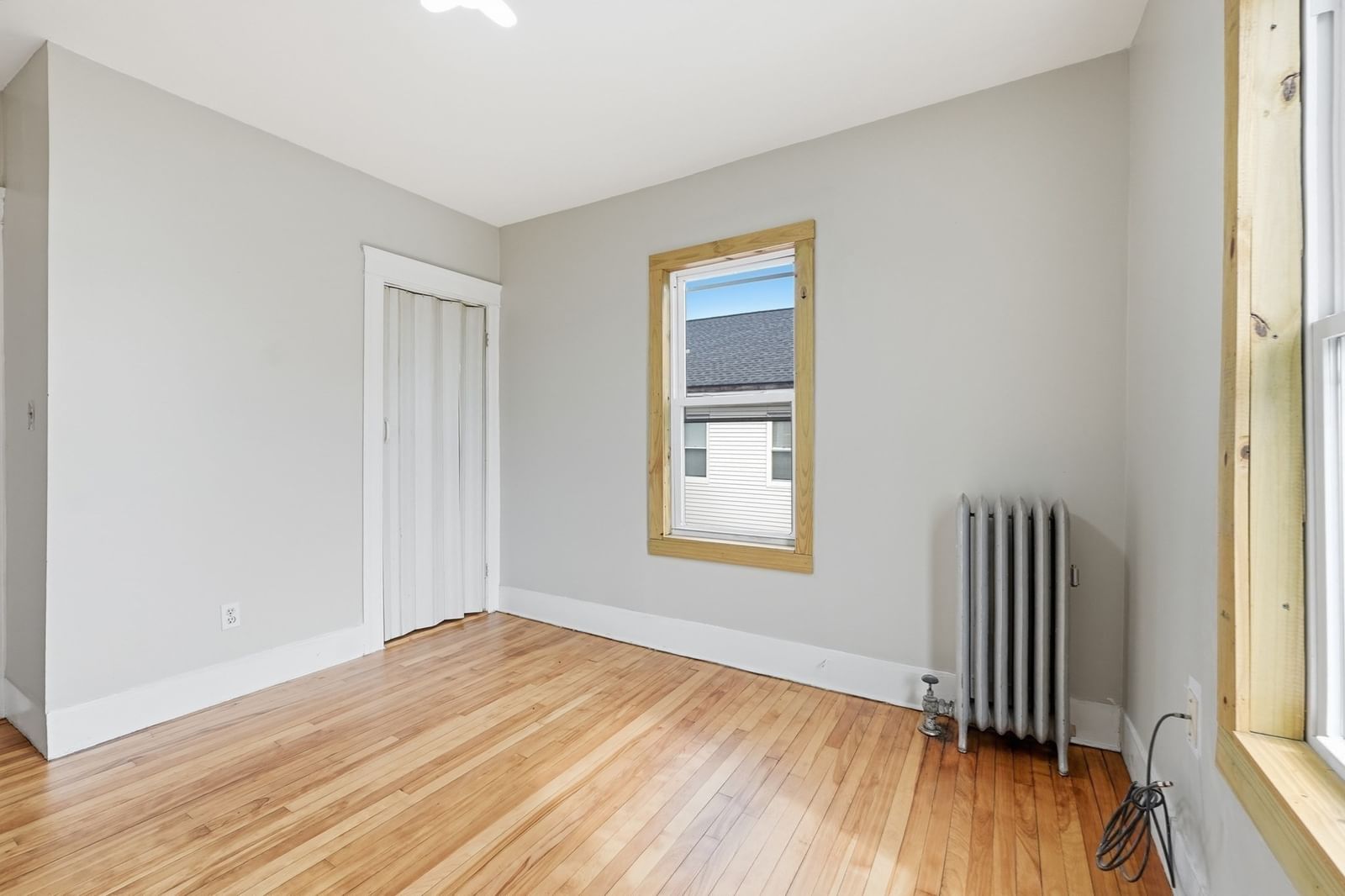 17 Fairbanks St Worcester — Photo 13 of 42