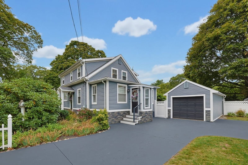 38 Dexter Ave.