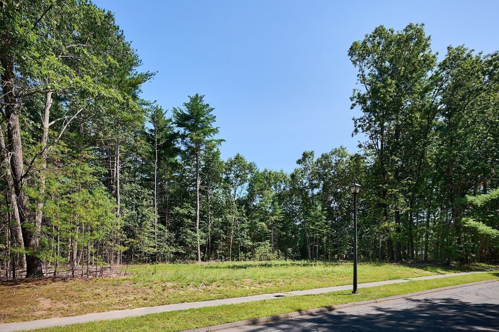 130 Woodland Drive Northampton — Photo 5 of 15