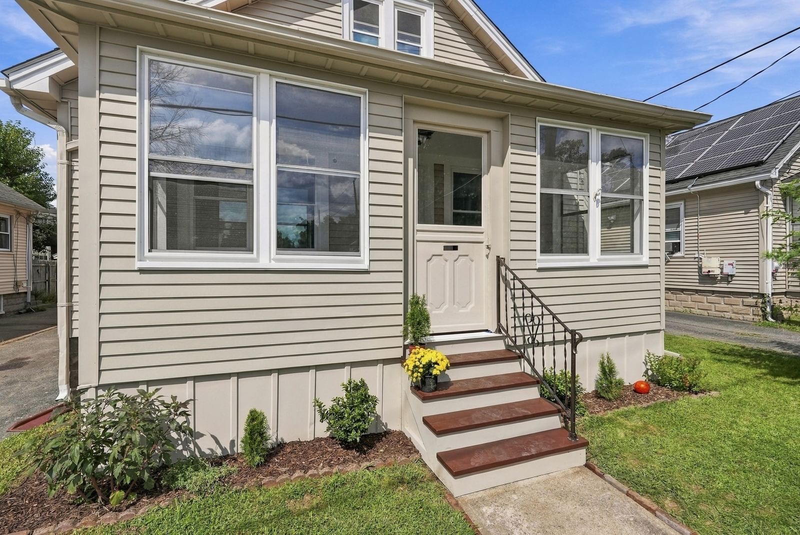 128 Wilber St Springfield — Photo 2 of 29