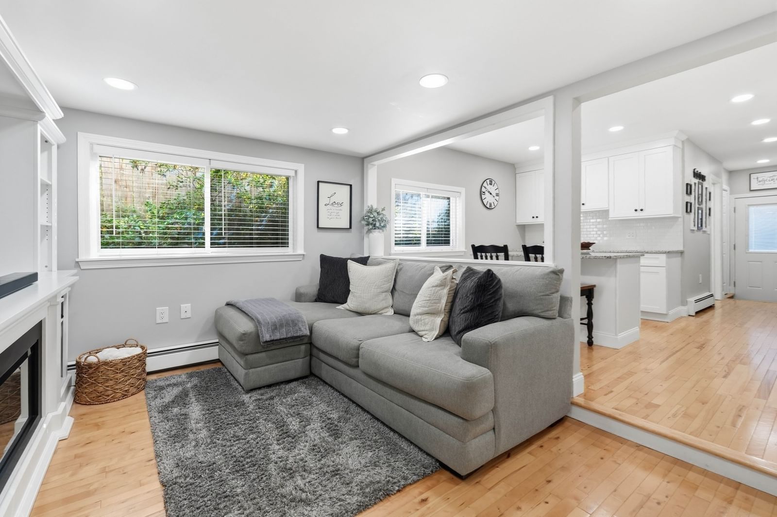 37 Westford Street Saugus — Photo 5 of 42