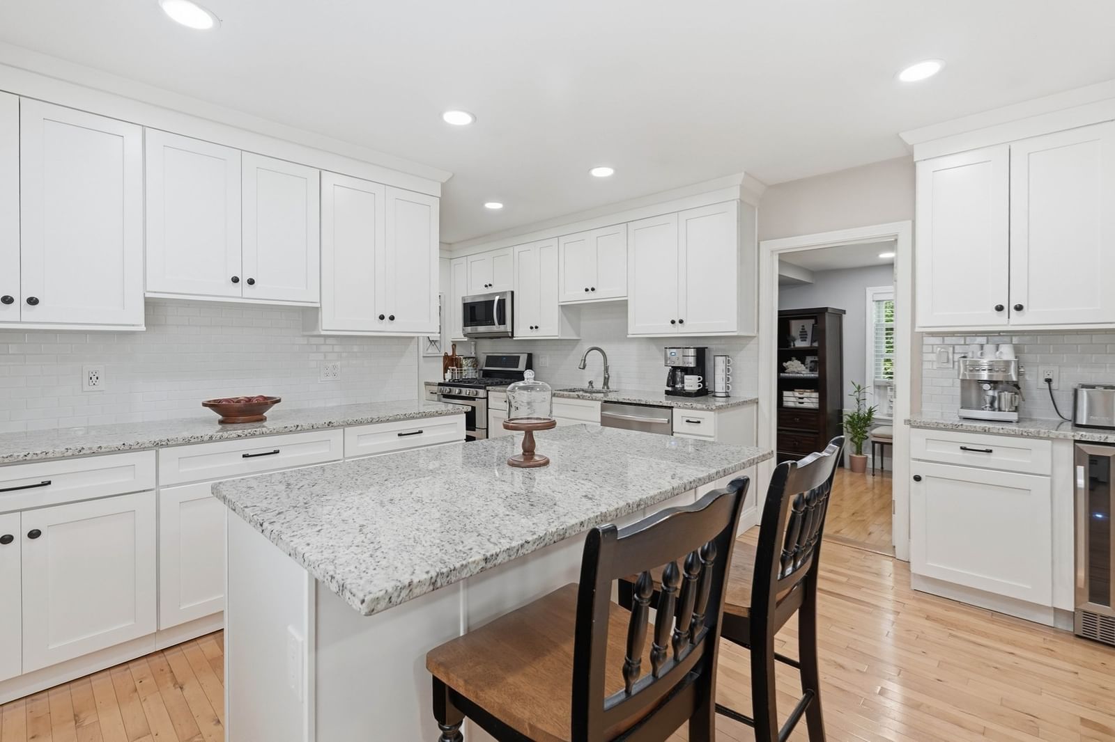37 Westford Street Saugus — Photo 9 of 42