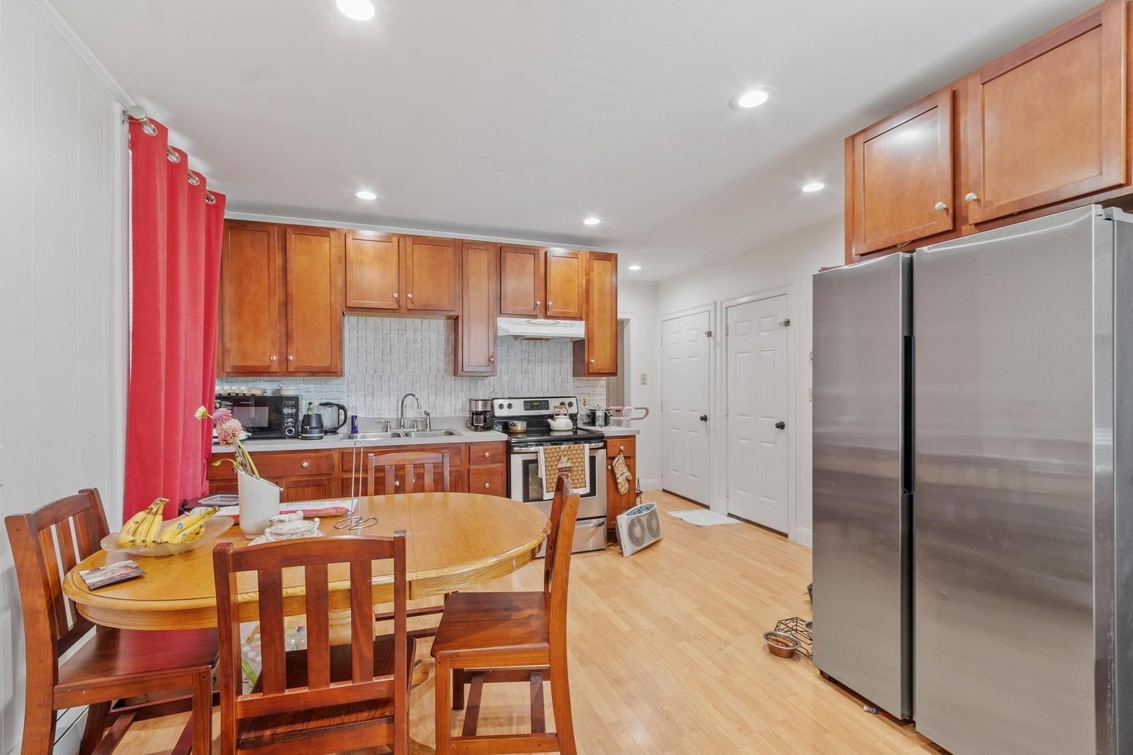 448 High Street Clinton — Photo 14 of 38