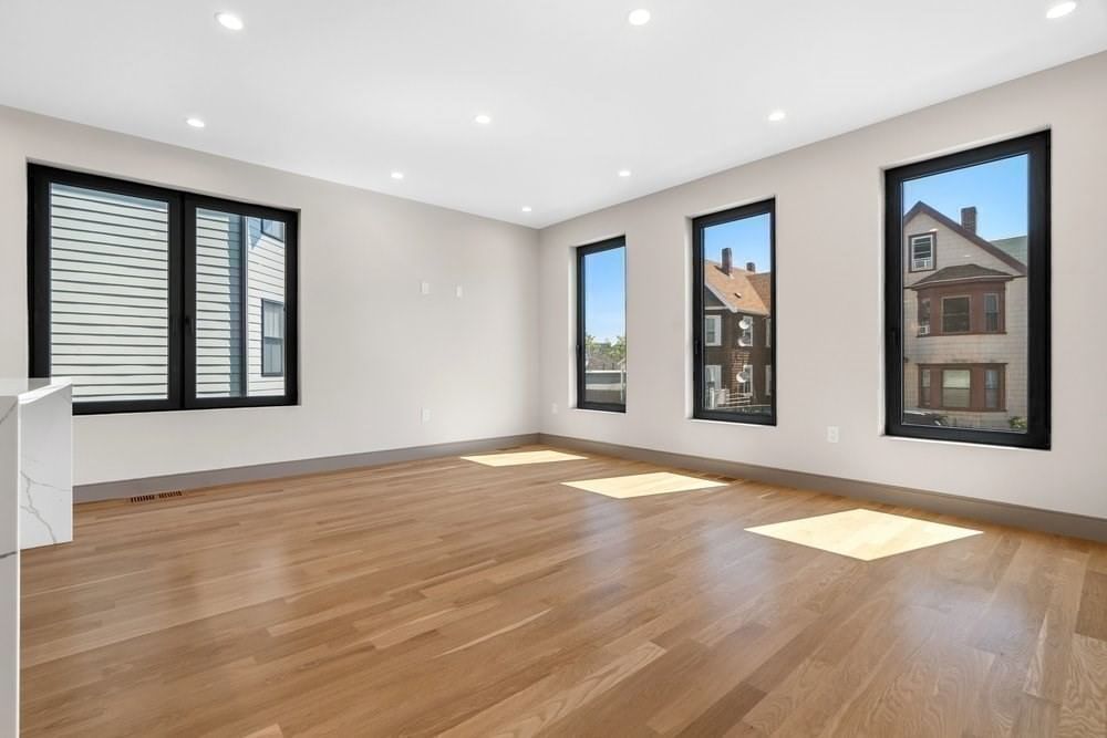 32 Mckone Street Boston — Photo 13 of 39