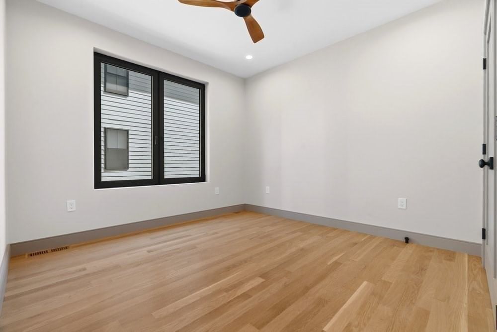 32 Mckone Street Boston — Photo 20 of 39