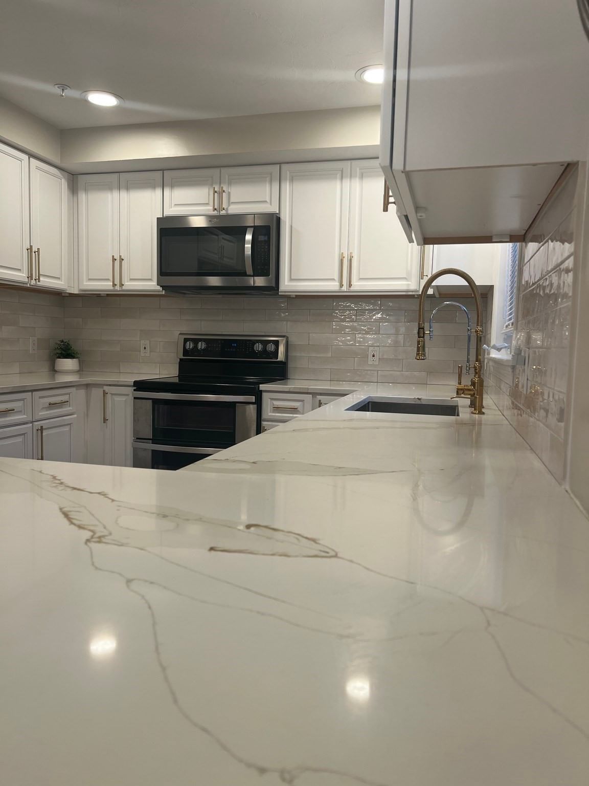 646 Bedford Street #A8 Whitman — Photo 11 of 40