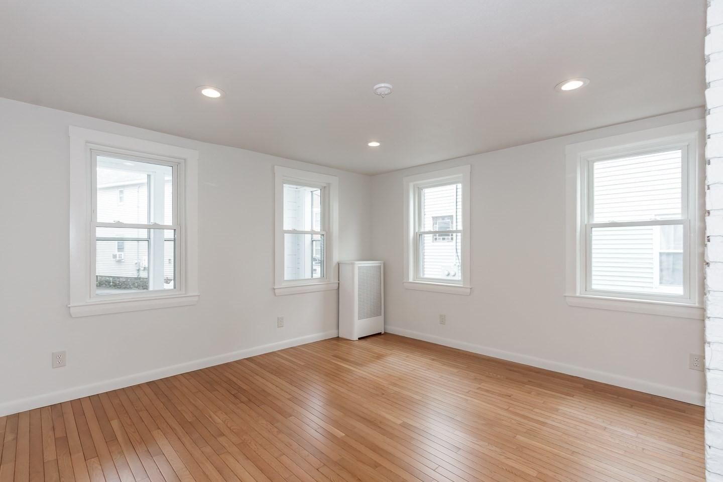 10 Elm Ct Andover — Photo 11 of 34
