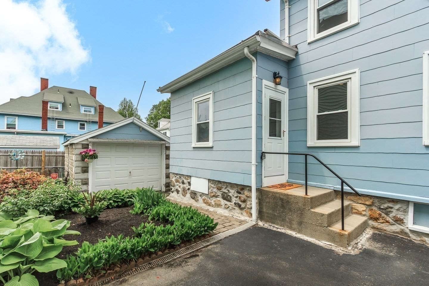 10 Elm Ct Andover — Photo 2 of 34