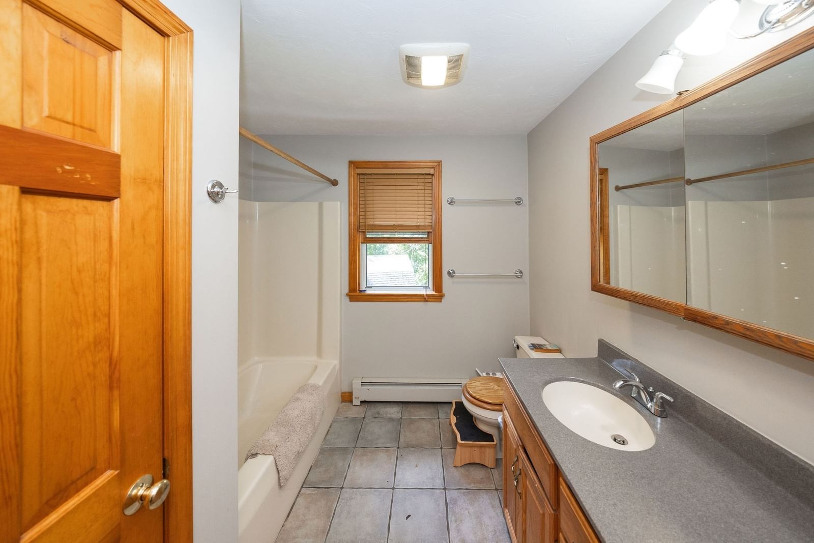 152 Pierce Rd West Brookfield — Photo 16 of 40
