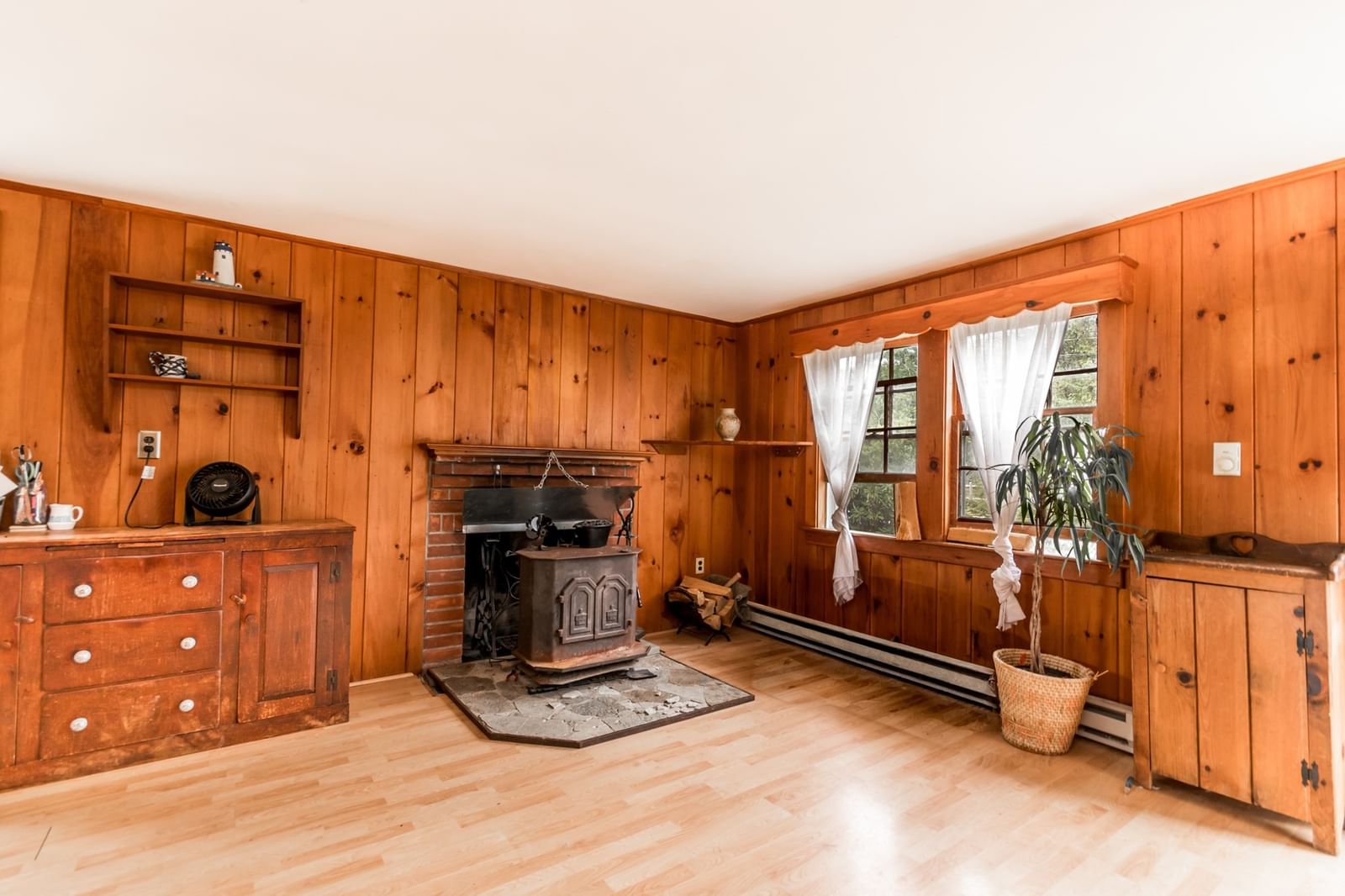 43 Evergreen St Yarmouth — Photo 4 of 20