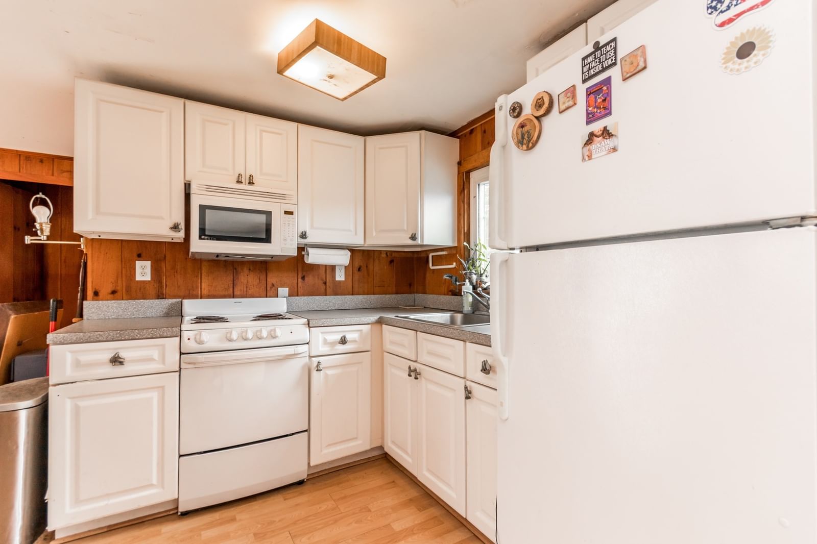 43 Evergreen St Yarmouth — Photo 7 of 20