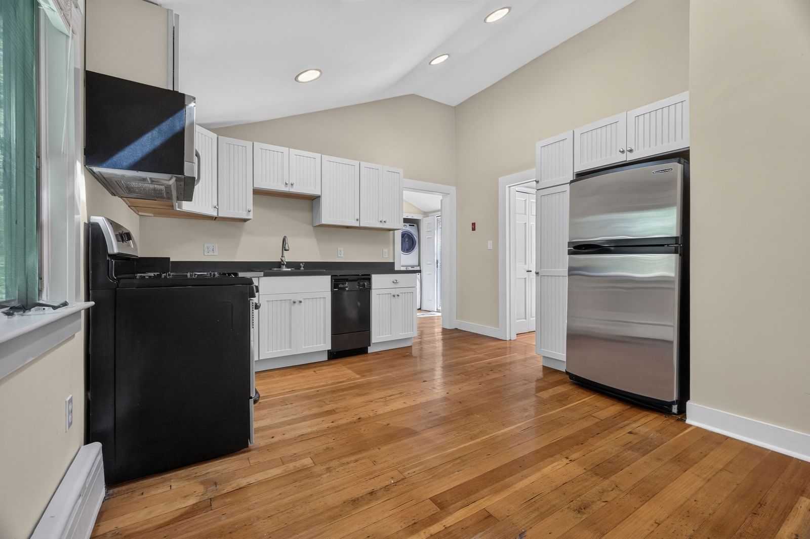 10 Hayward St Randolph — Photo 4 of 35