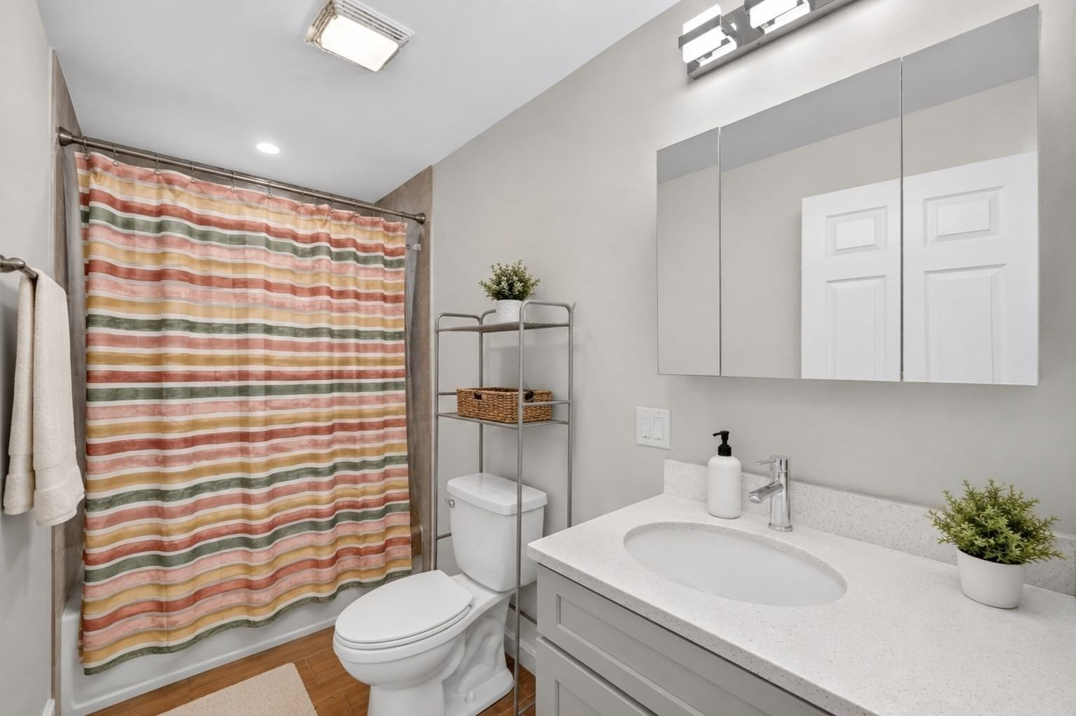 37 Stonehurst Boston — Photo 10 of 25
