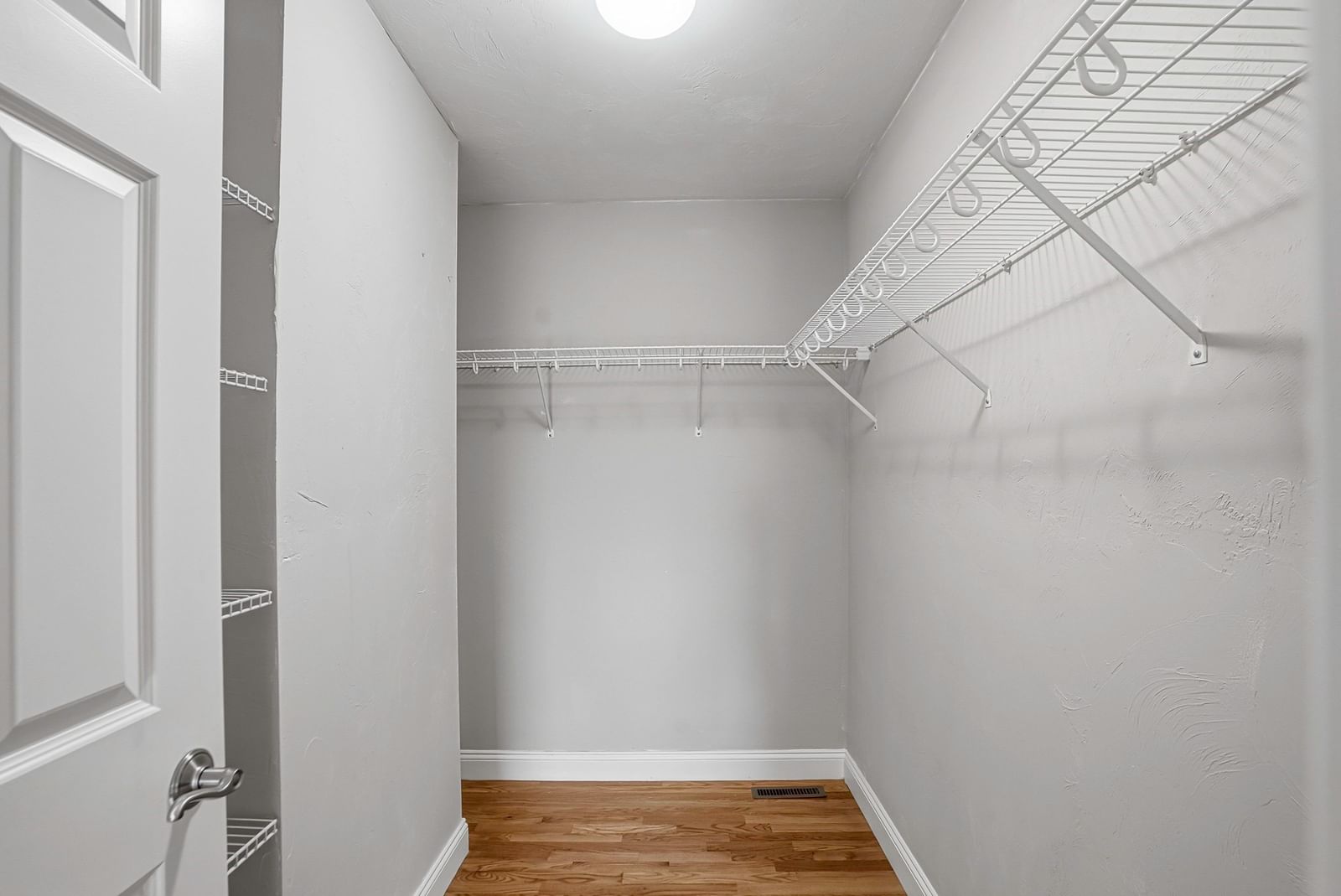 3 Woodbridge Court #3 Grafton — Photo 11 of 42