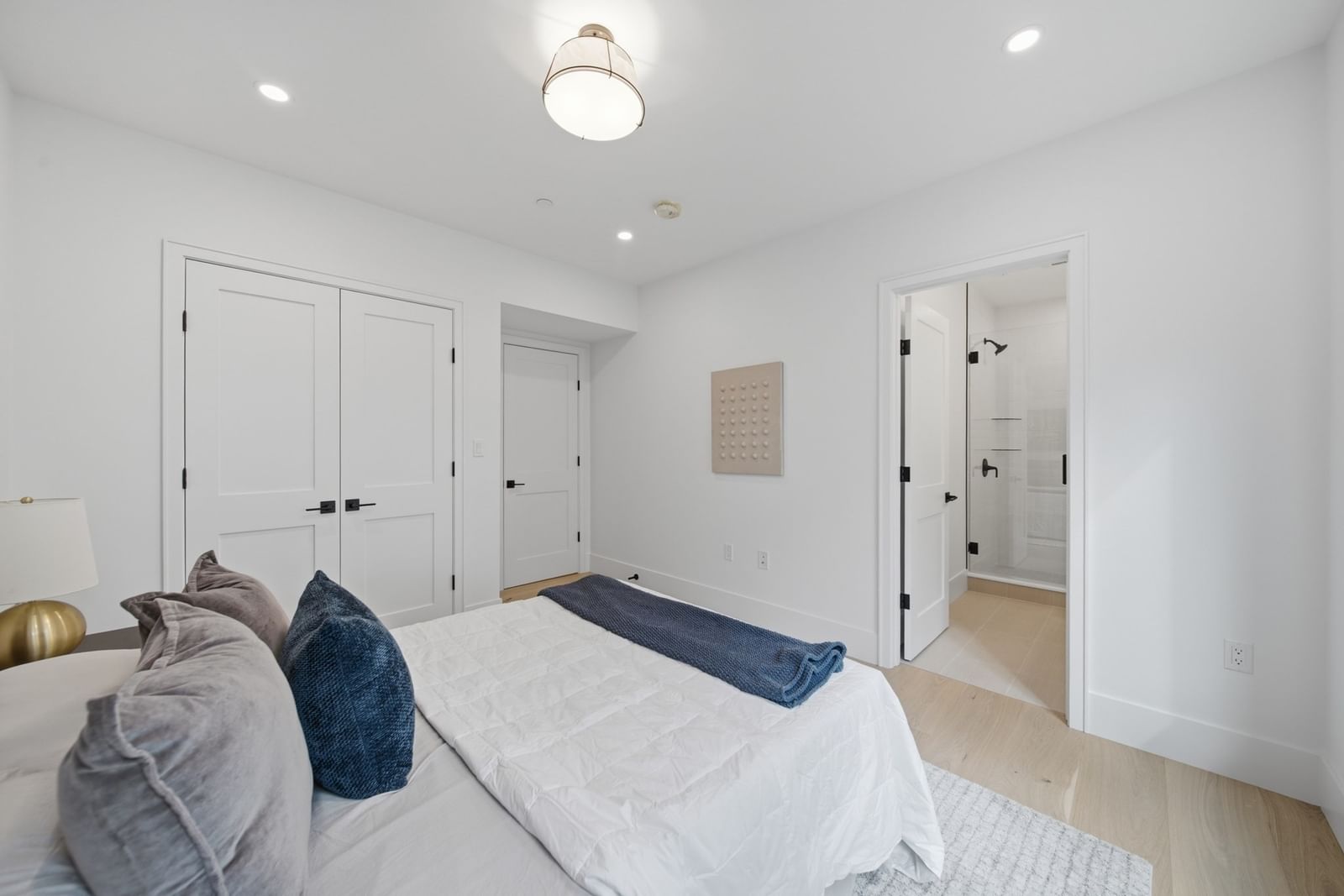 421 East 6th Street #4 Boston — Photo 18 of 42