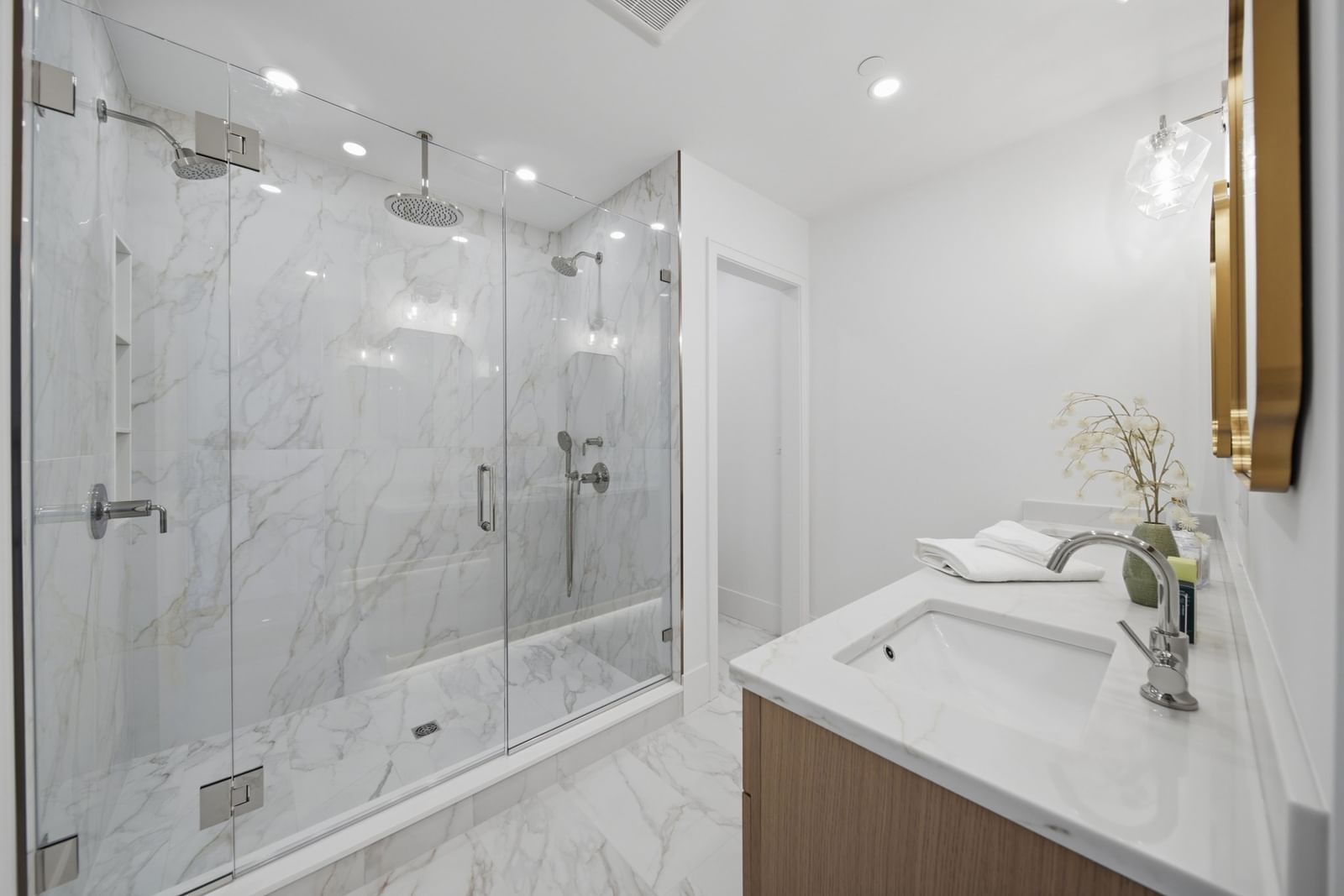 421 East 6th Street #4 Boston — Photo 30 of 42