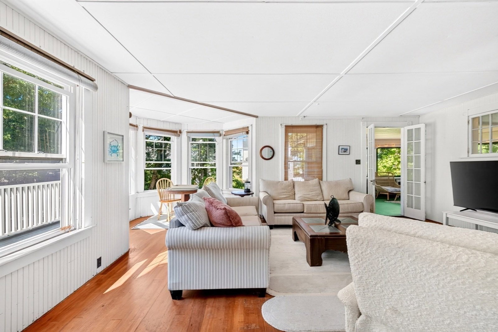 34 Pequossett Ave Falmouth — Photo 15 of 42