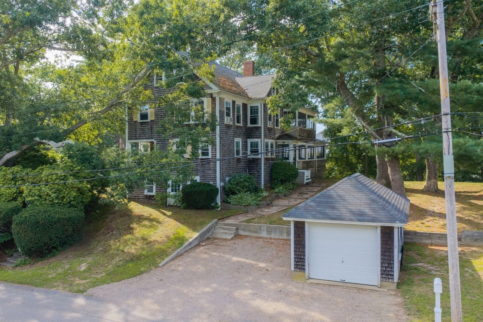 34 Pequossett Ave Falmouth — Photo 3 of 42