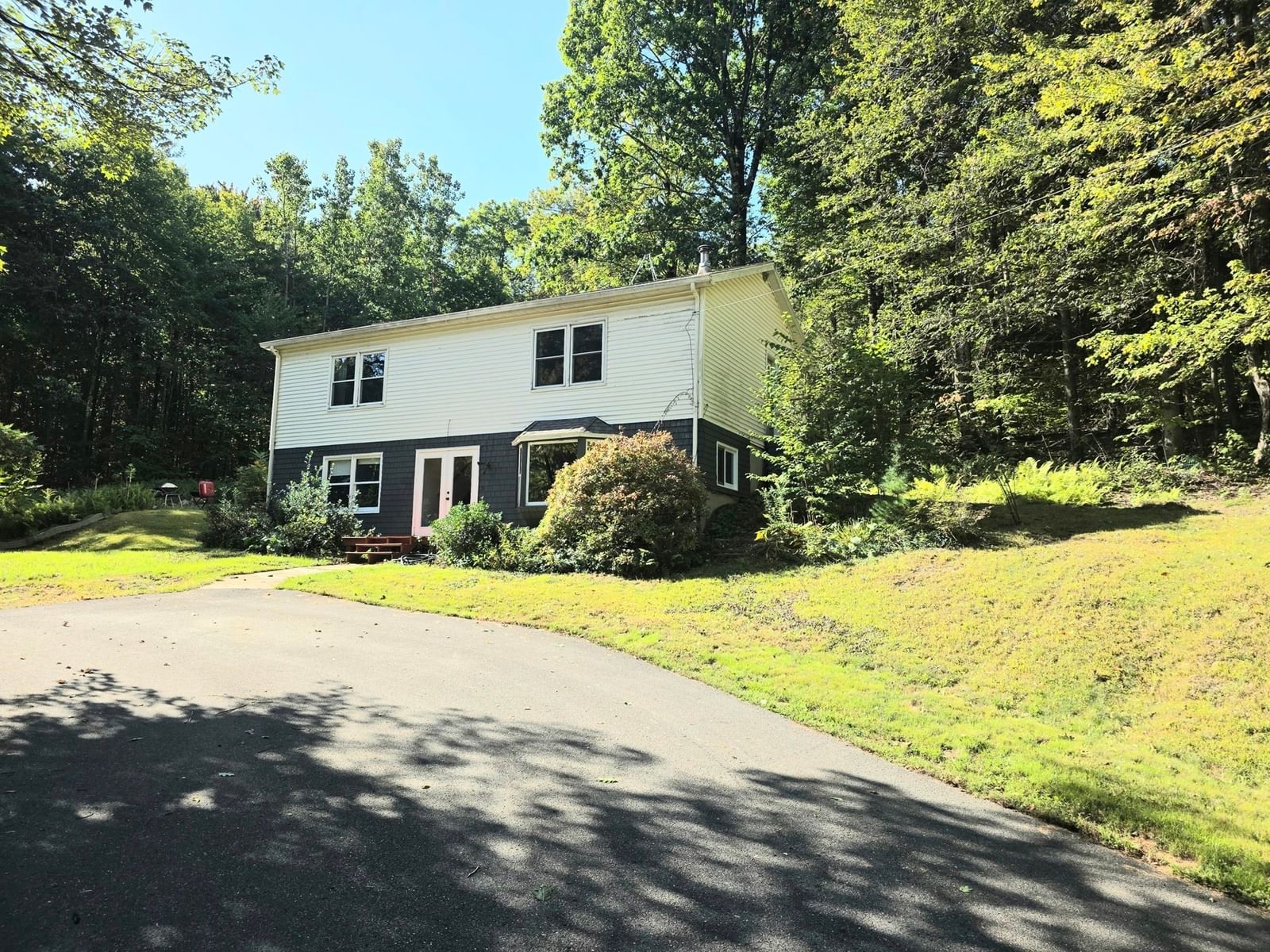 97 Orange Rd Northfield — Photo 3 of 24