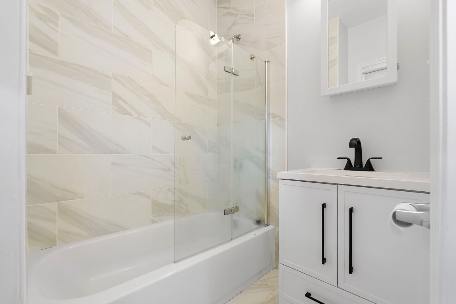 104 Thorndike St #3 Cambridge — Photo 17 of 27