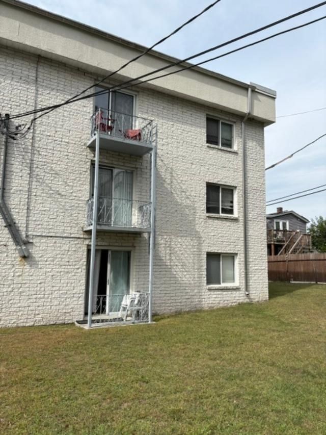 24 Inman St #3 Lawrence — Photo 3 of 14