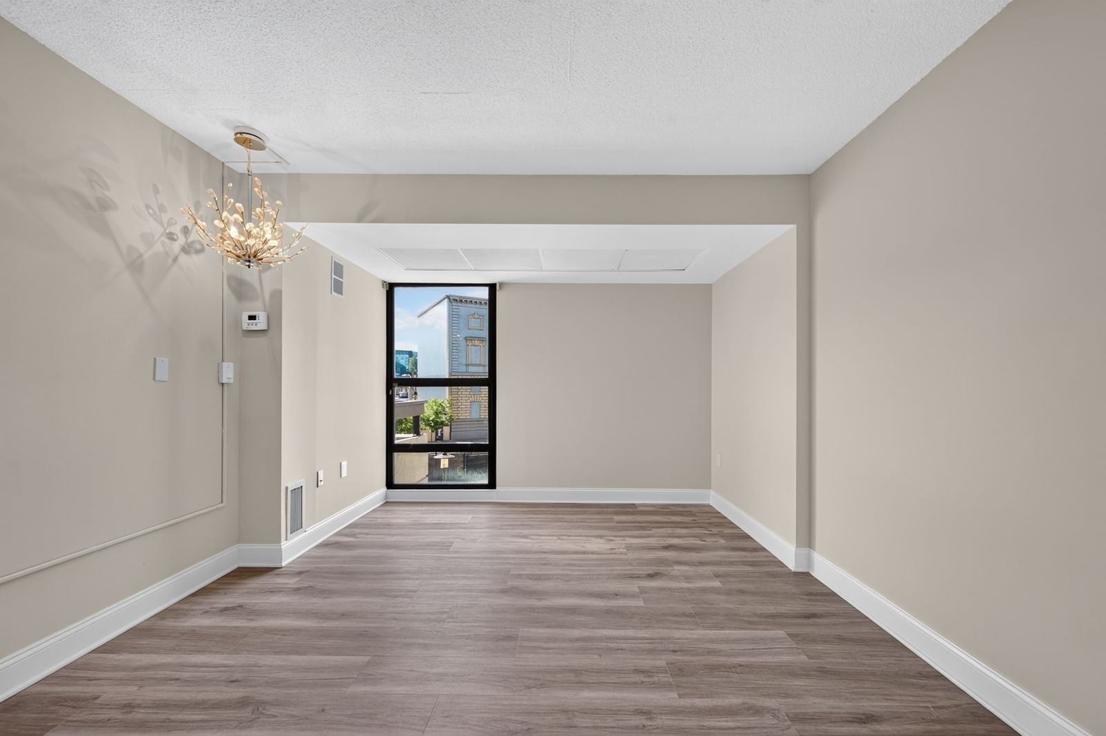 566 Commonwealth Ave #308 Boston — Photo 16 of 25