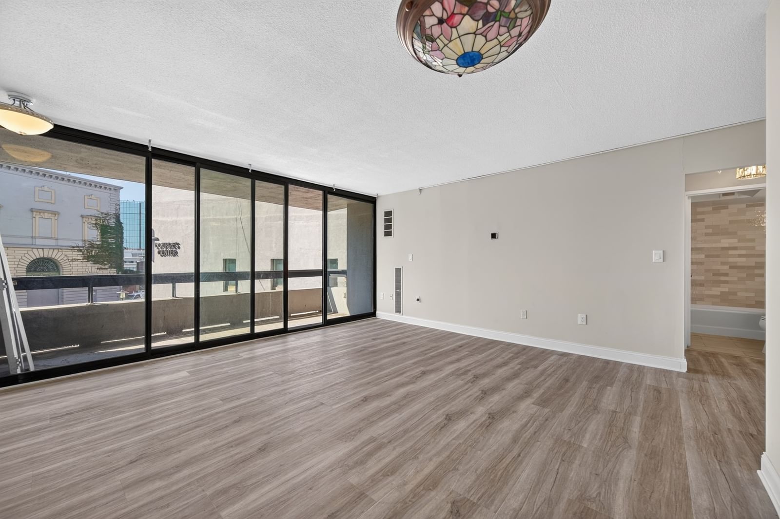 566 Commonwealth Ave #308 Boston — Photo 3 of 25