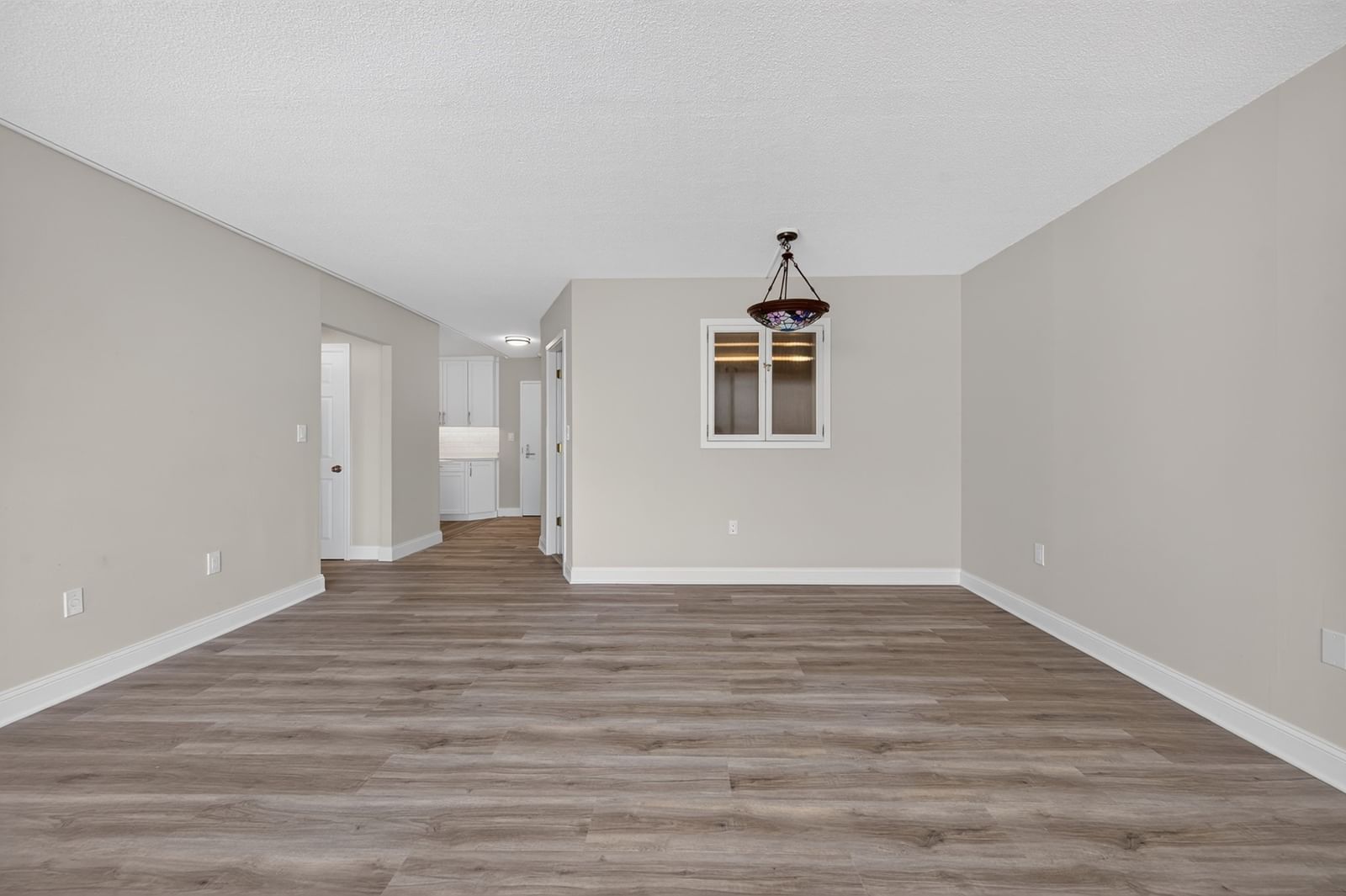 566 Commonwealth Ave #308 Boston — Photo 4 of 25
