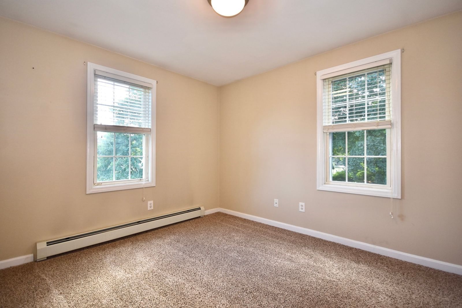 581 Plymouth St #581 Middleboro — Photo 16 of 23