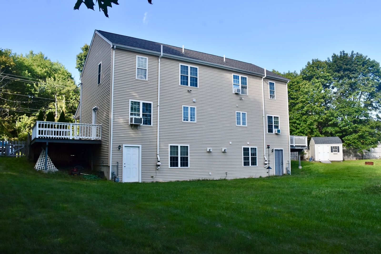 581 Plymouth St #581 Middleboro — Photo 2 of 23