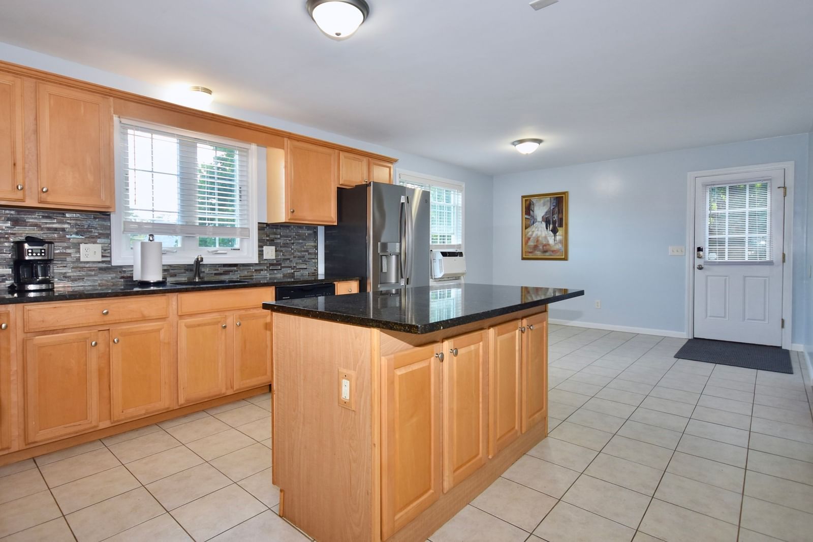 581 Plymouth St #581 Middleboro — Photo 9 of 23