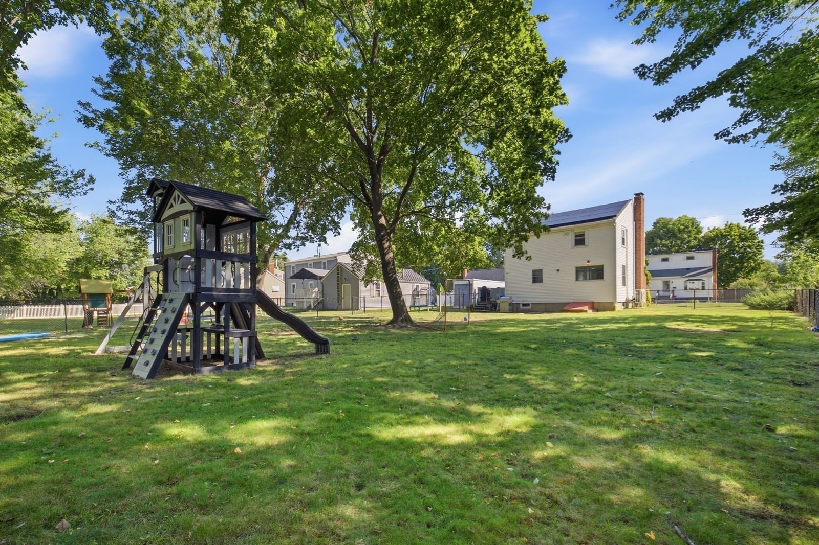 141 Moncrief Road Rockland — Photo 14 of 19