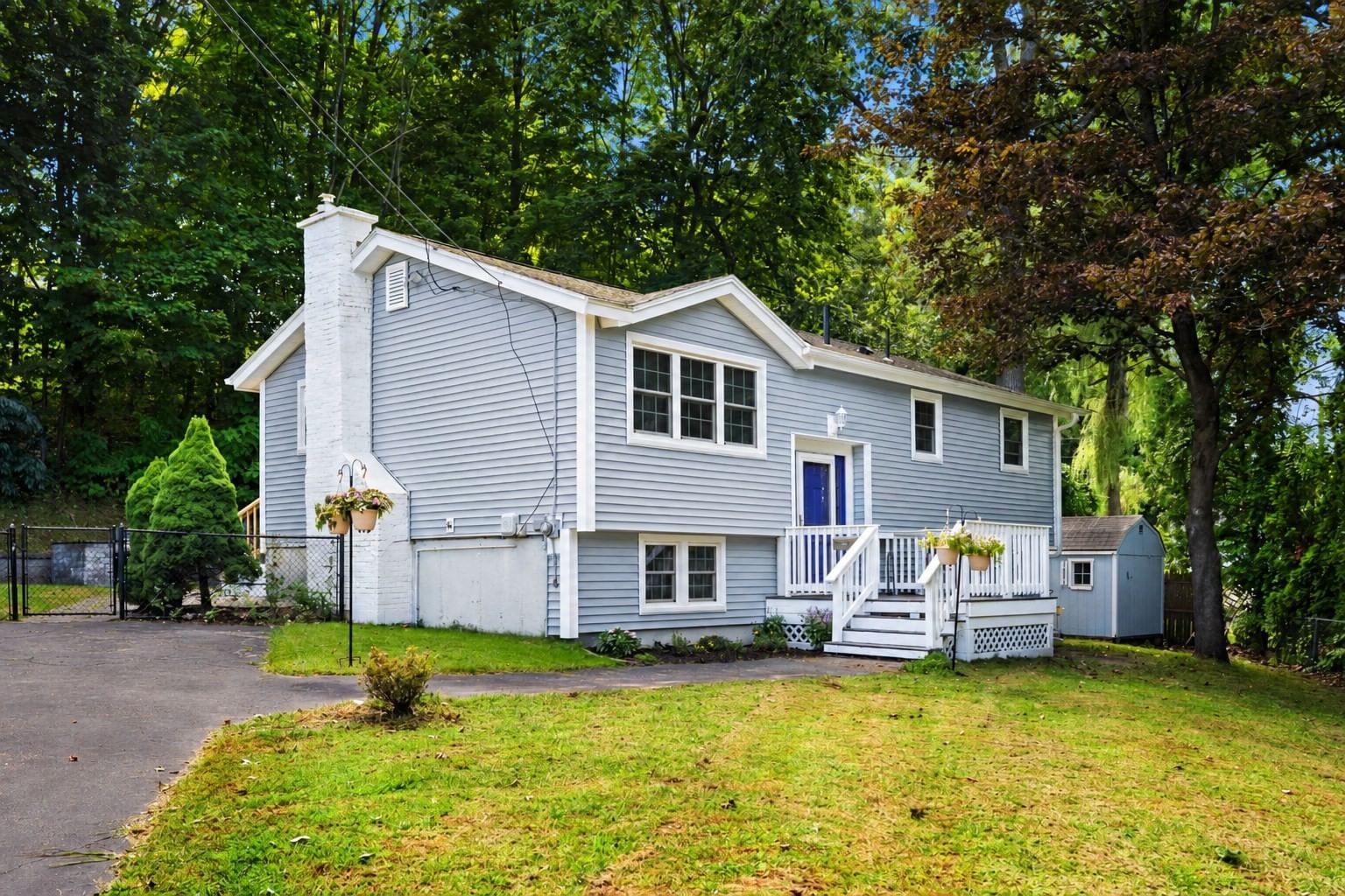 15 Sharyn Circle Lowell — Photo 1 of 17
